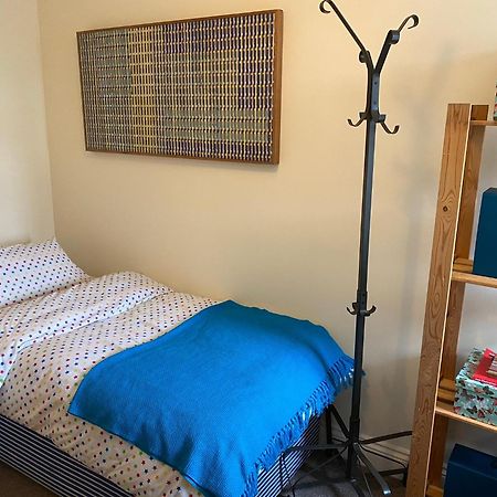 35 Mins To Central London. 3 Bedrooms. 2 Bathrooms With Garden エクステリア 写真