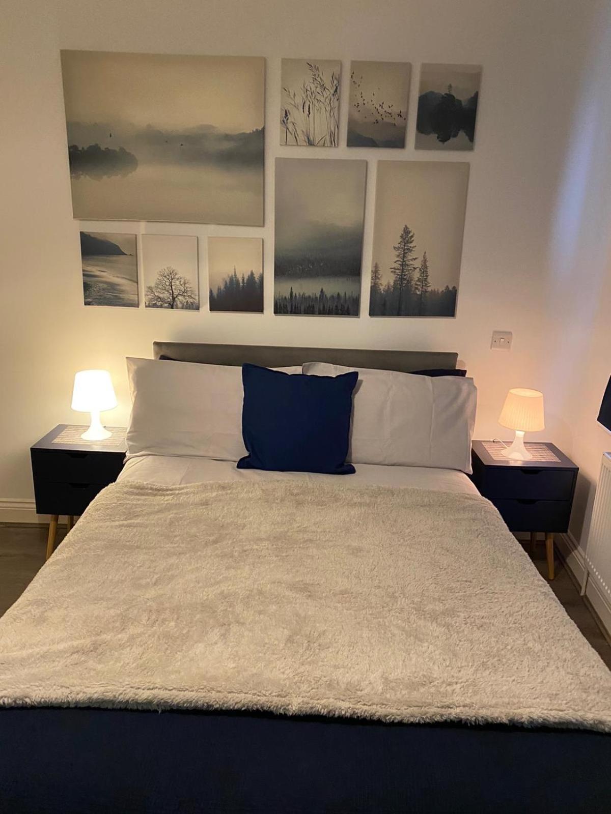 35 Mins To Central London. 3 Bedrooms. 2 Bathrooms With Garden エクステリア 写真